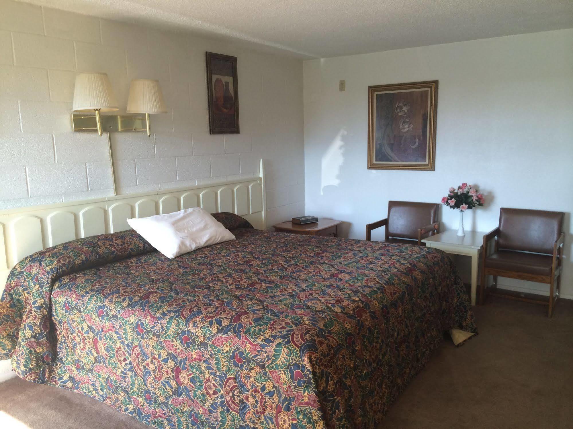 Holiday Lodge Хоторн Екстериор снимка
