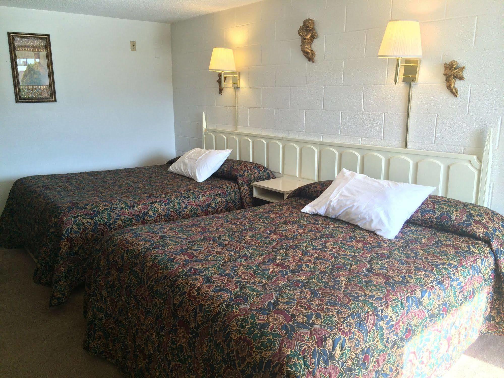 Holiday Lodge Хоторн Екстериор снимка